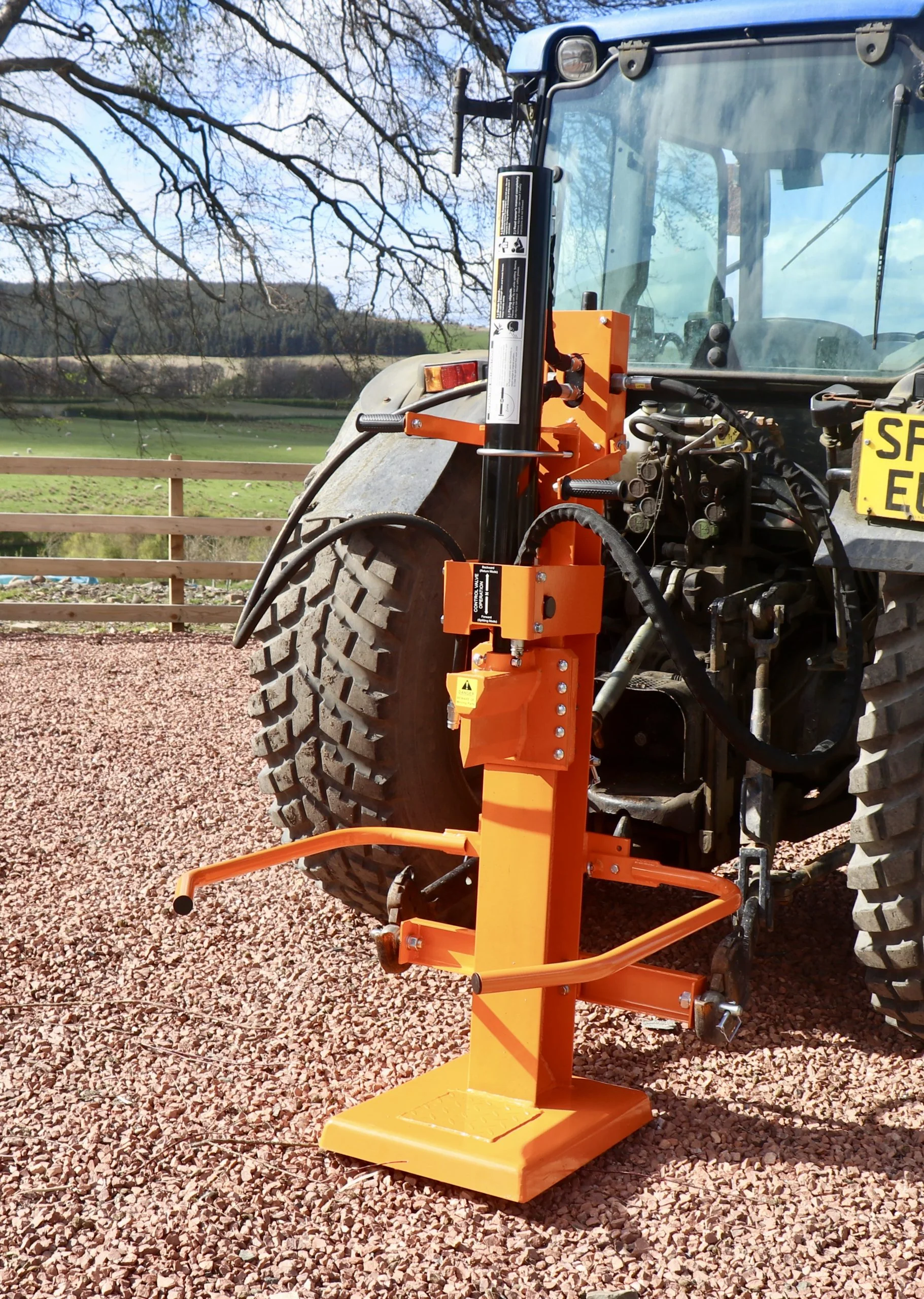 14ton Venom Tractor Mounted Log Splitter - Image 10