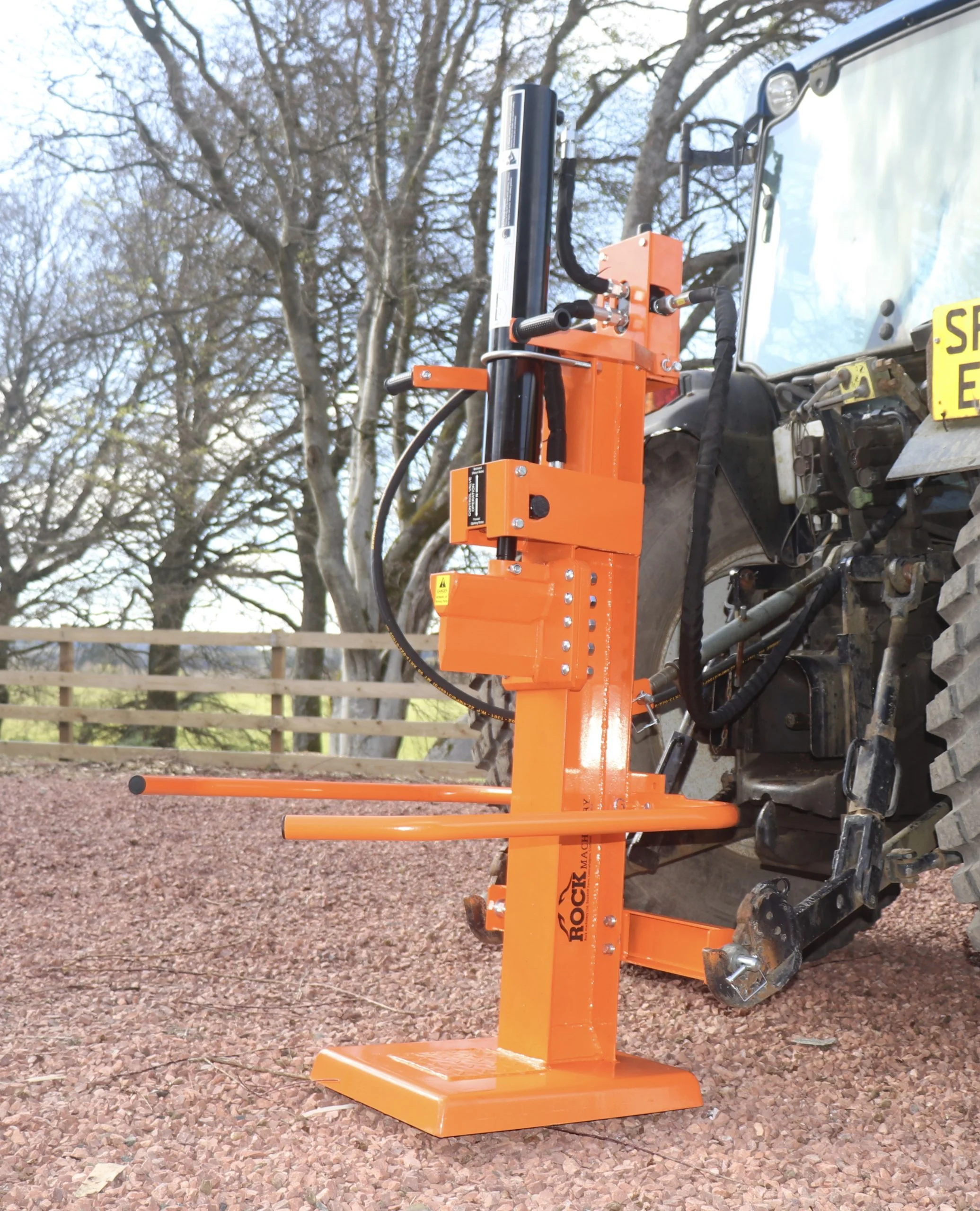 14ton Venom Tractor Mounted Log Splitter - Image 3