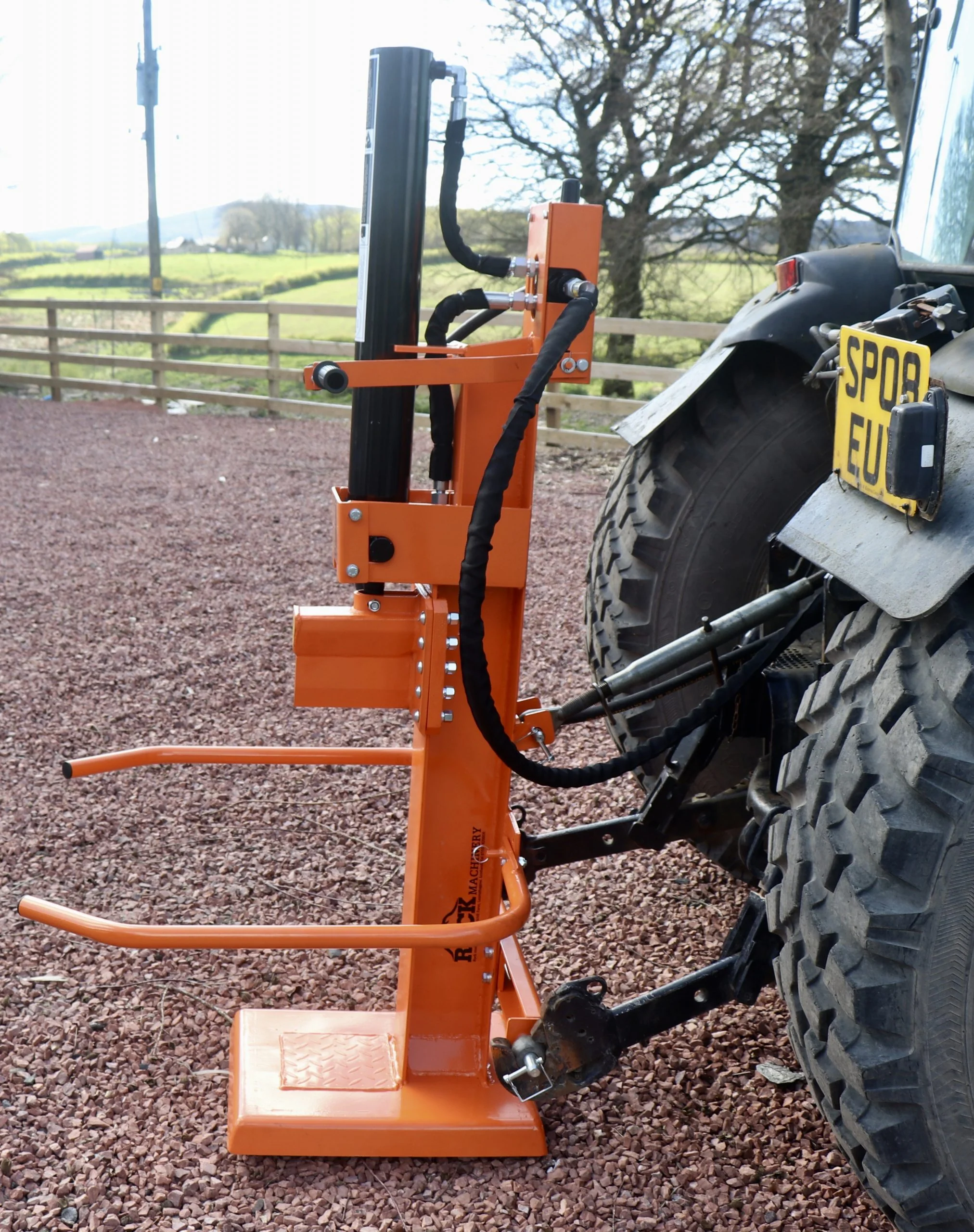 14ton Venom Tractor Mounted Log Splitter - Image 7