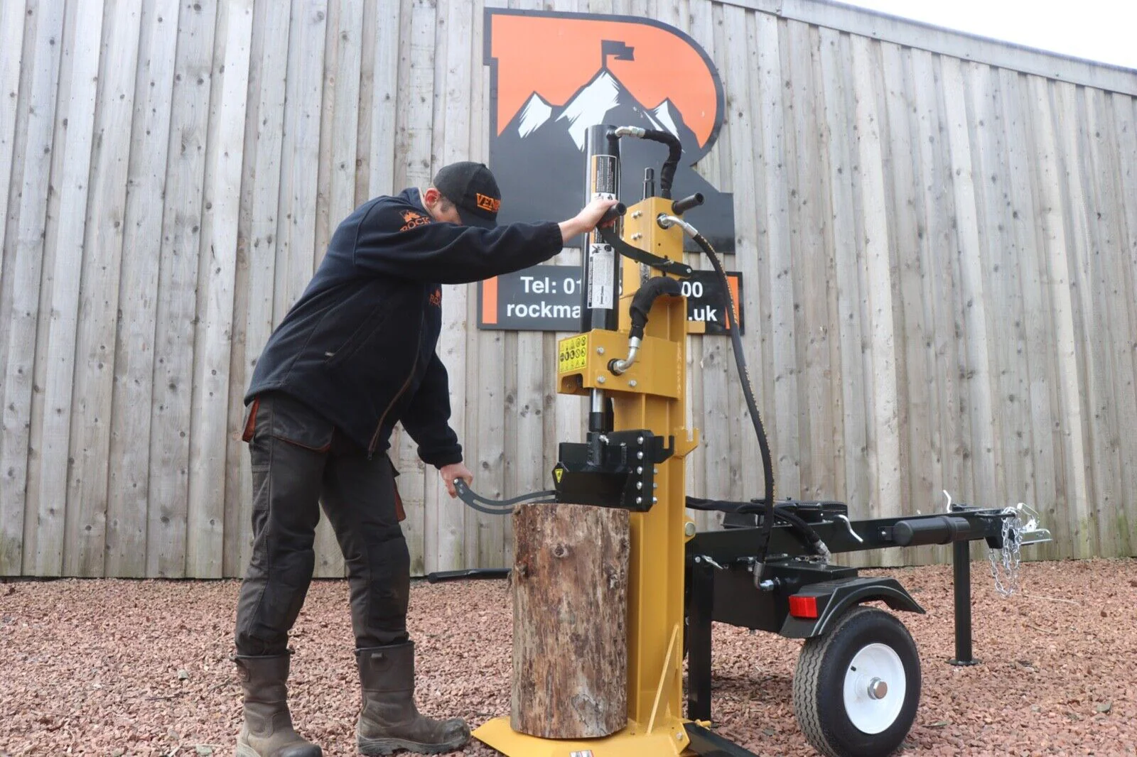 22ton Value SE-Series Log Splitter - Image 2