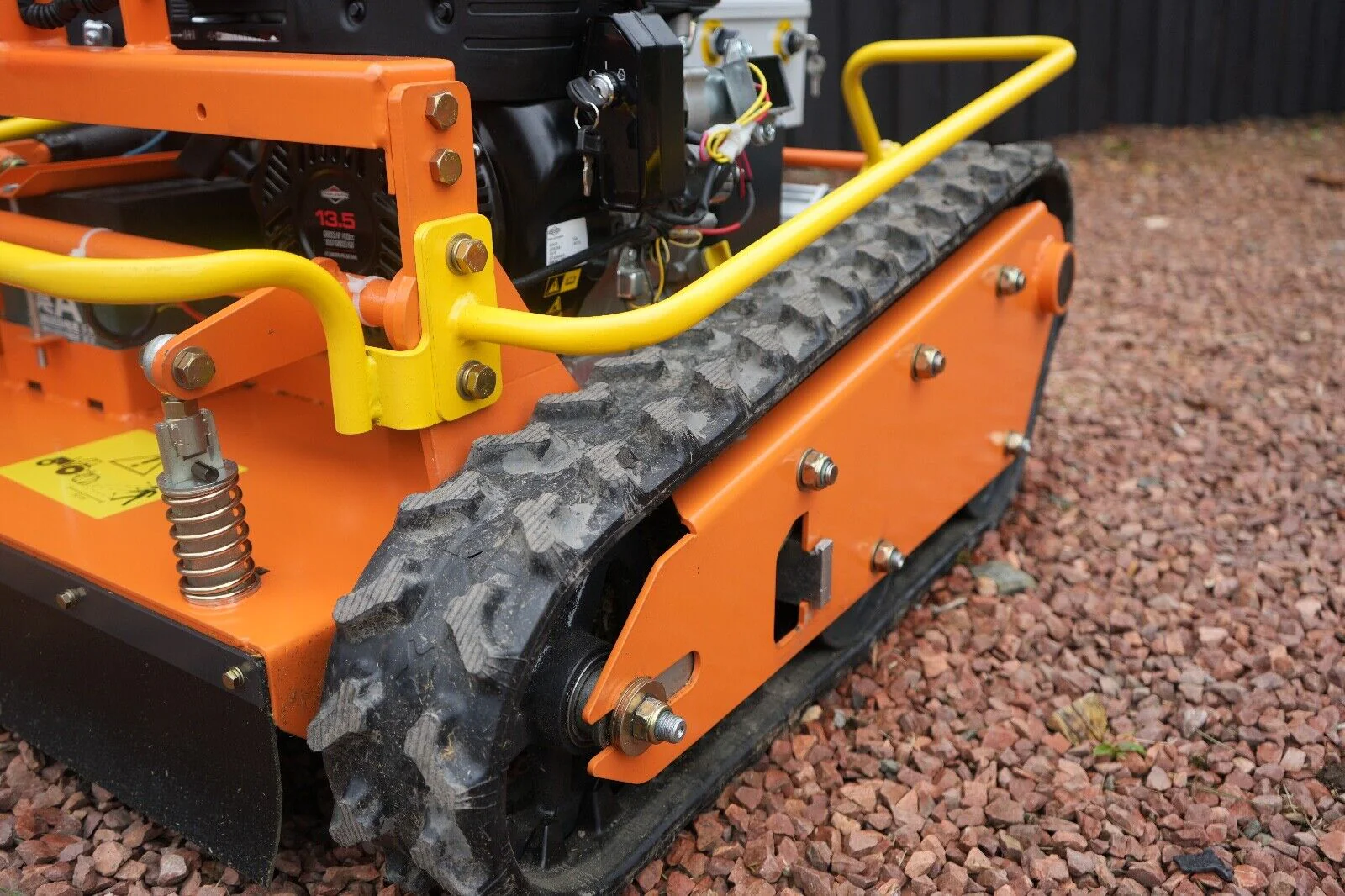 Blitz RM70 Remote Controlled Field Mower - Image 9
