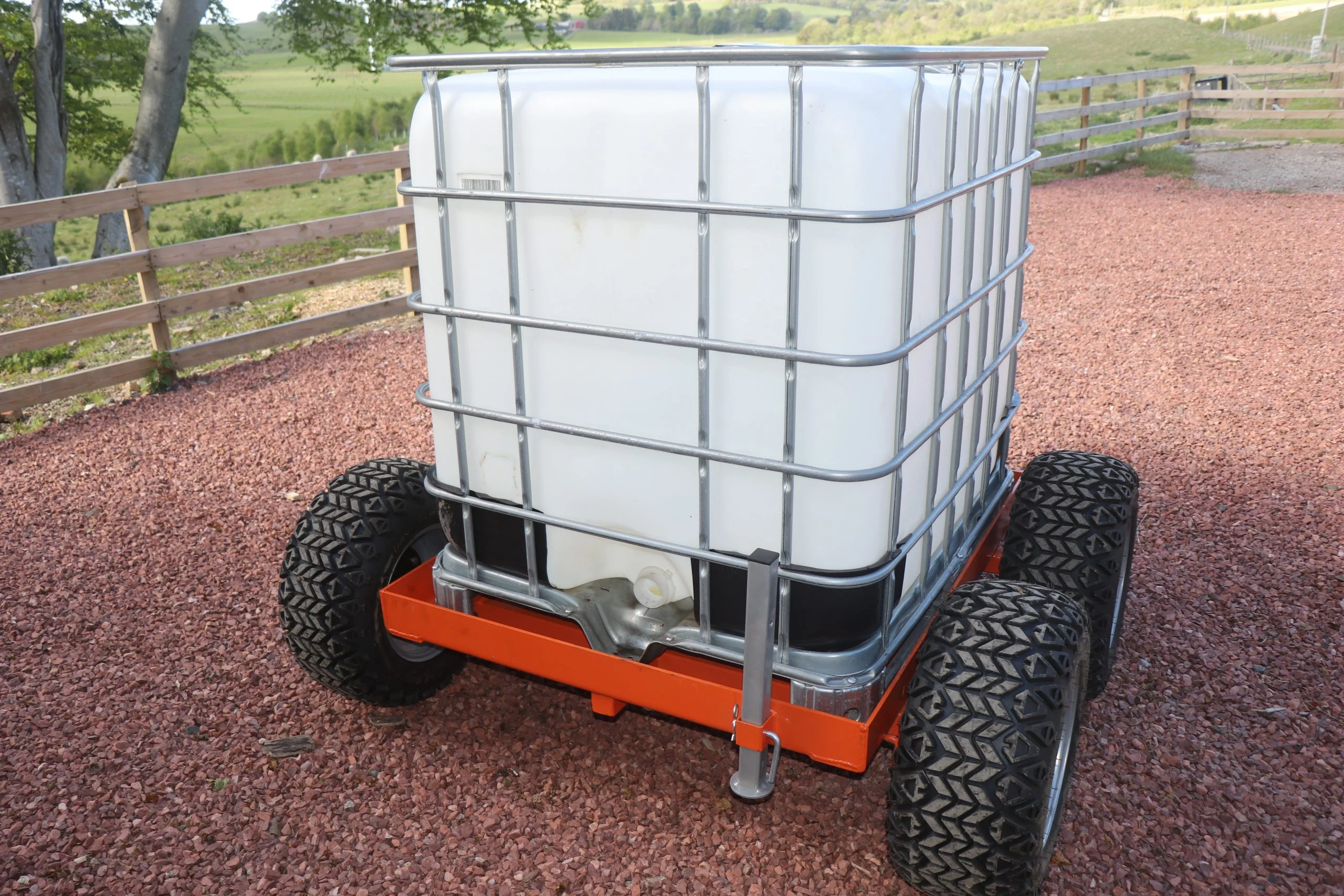 IBC / Water Trailer - Image 3