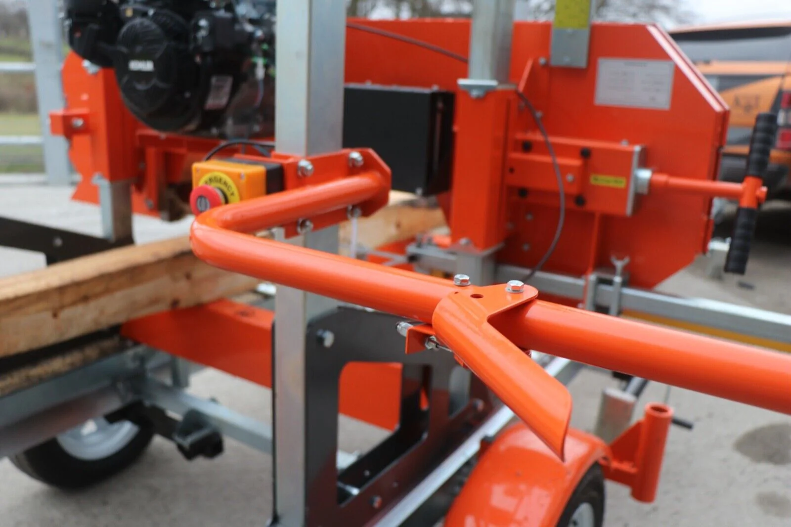 RSM-79T Trailer Mounted Saw Mill - Image 4